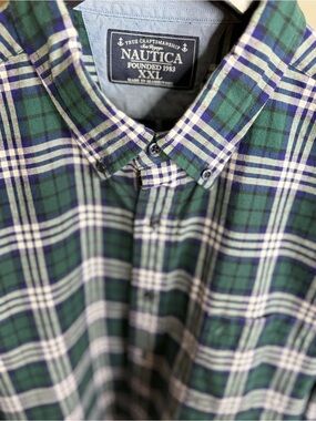 Beautiful Nautica Plaid Flannel Shirt!!!
2XL